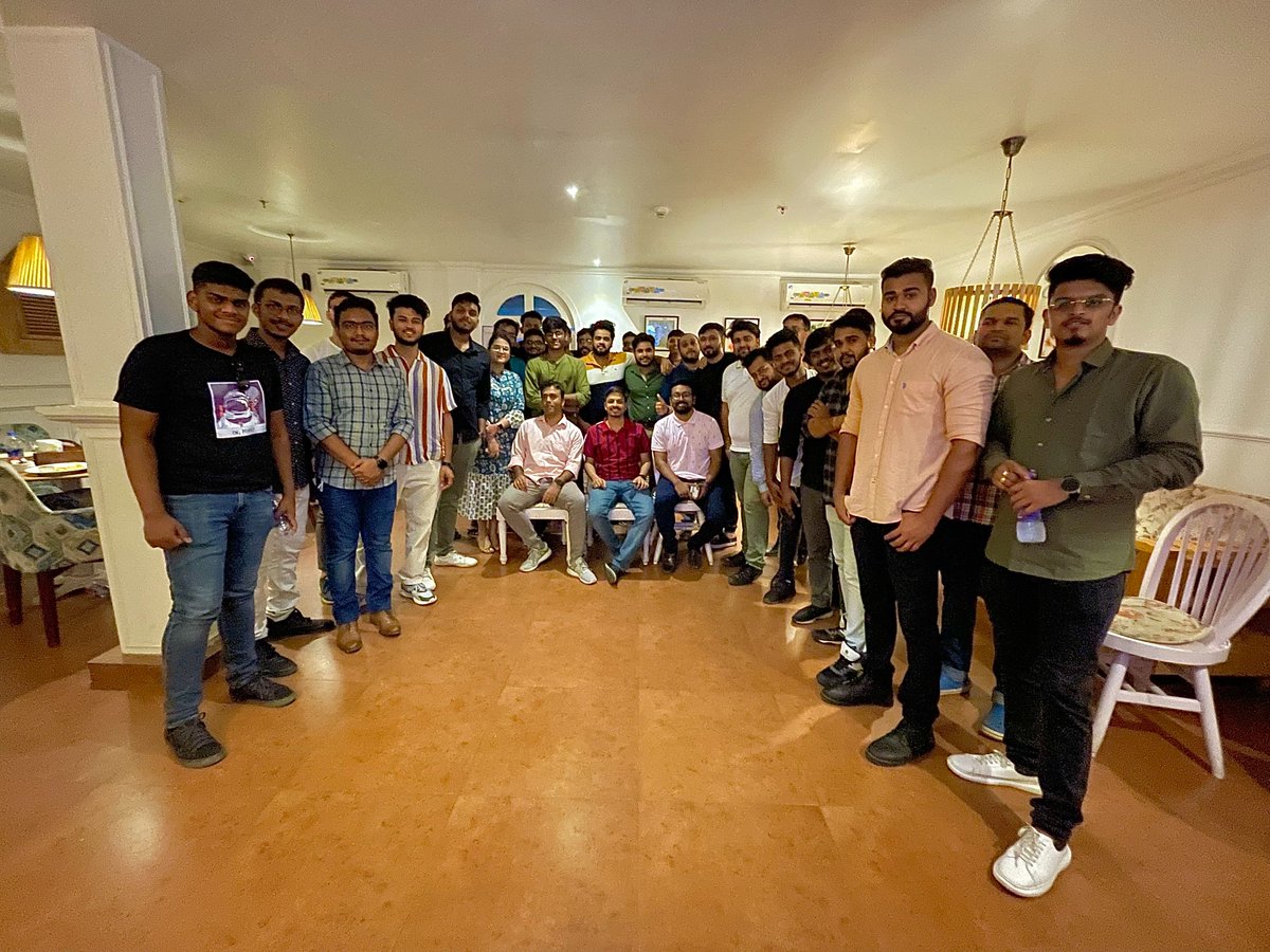 sivsouvam's tweet photo. In the realm of Metaverse, we were able to get together IRL to talk about Blockchain and Web3.

On 23rd April we hosted an amazing @OgclubDAO #Web3 Meetup at #BBSR. Along with @imabhisekh96, @SanketPanda10 &amp; @imlamba24.

With 🗣 @iampbiswal, @a__punit, @lingrajmahanand 

1/n https://t.co/WcMW2rm1cV