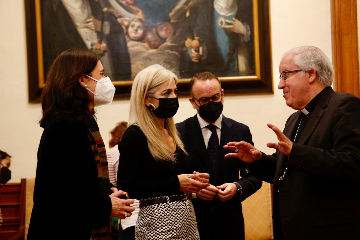 Patricia_Pozo_'s tweet photo. Desde el Gobierno de @JuanMa_Moreno reactivamos la Comisión Mixta entre Iglesia y @AndaluciaJunta, paralizada desde 2013. @CulturaAnd apuesta por el diálogo, la cooperación y la conservación del patrimonio histórico de carácter religioso en Andalucía https://t.co/EKDnTkxxYN