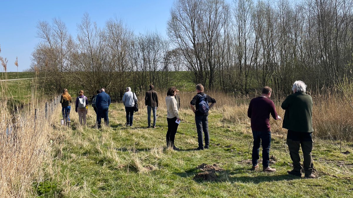 Samen met <a href="/stichtingprobos/">probos</a> werken we aan een verkenning voor de aanleg van bos op Rijksgronden. Lees hier meer: laoslandschap.nl/over-ons/actue…