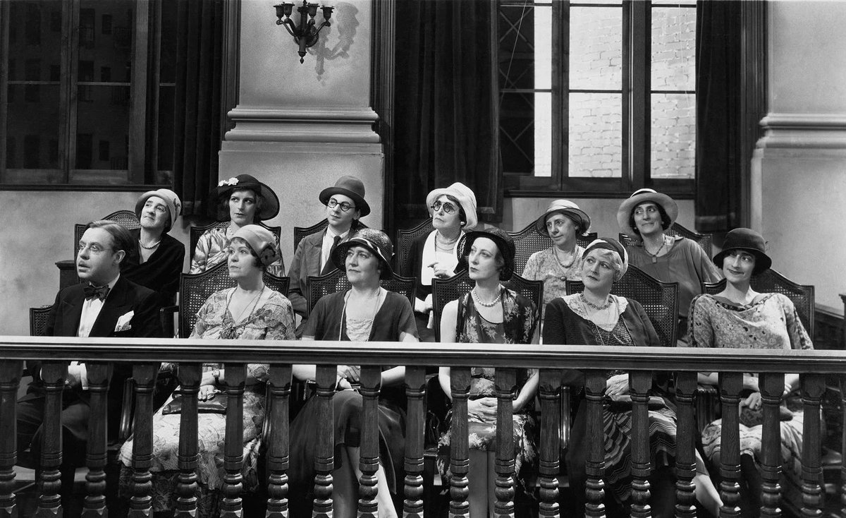 MarvinDunn4's tweet photo. #GovDeSantis #BlackTwitter #CNN #MSNBC #NAACP #MyFlorida #MiamiHerald #MiamiHeat 
Gov DeSantis until the 1950s only white people could serve on juries in Florida. Did that mean that the whites were privileged? May I share this history with students? https://t.co/jXTdX7Fe8T