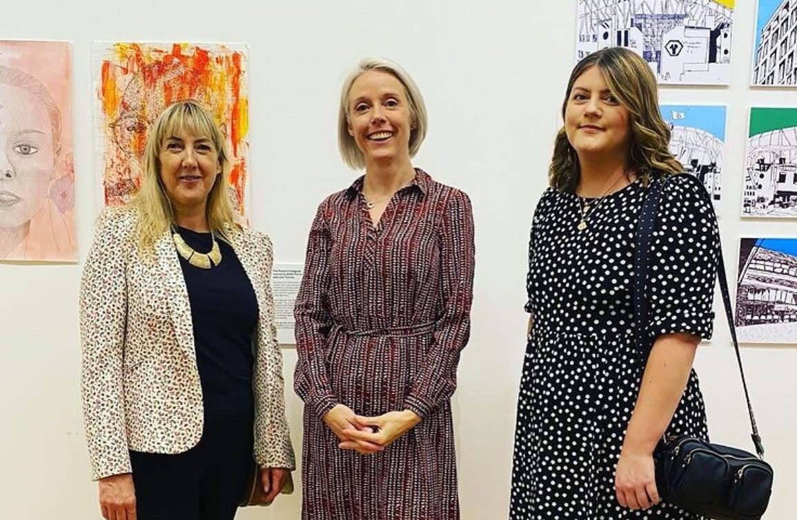 Becky Thompson tweet media