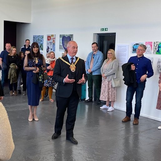 Becky Thompson tweet media