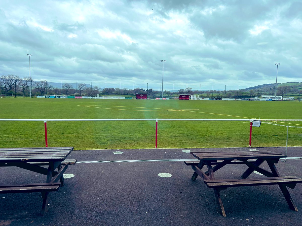 HassanMallick17's tweet photo. First day of Acquired Brain Injury training #GuildlodgeABI with @DrD_ABI and @CzarinaKirk at the long ridge football club. Interesting topics made more fascinating by the speakers ☺️.
#lscft #guildlodge #braininjury https://t.co/79jZ6ky190
