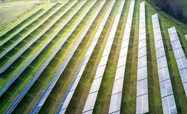 reNEWS_'s tweet photo. Quinbrook Infrastructure Partners and Primergy Solar have closed almost $2bn in debt and tax equity financing for the 966MW Gemini solar plus 380MW storage project in the US state of Nevada https://t.co/QzmccLP4Tv https://t.co/ghMQYsNxdB