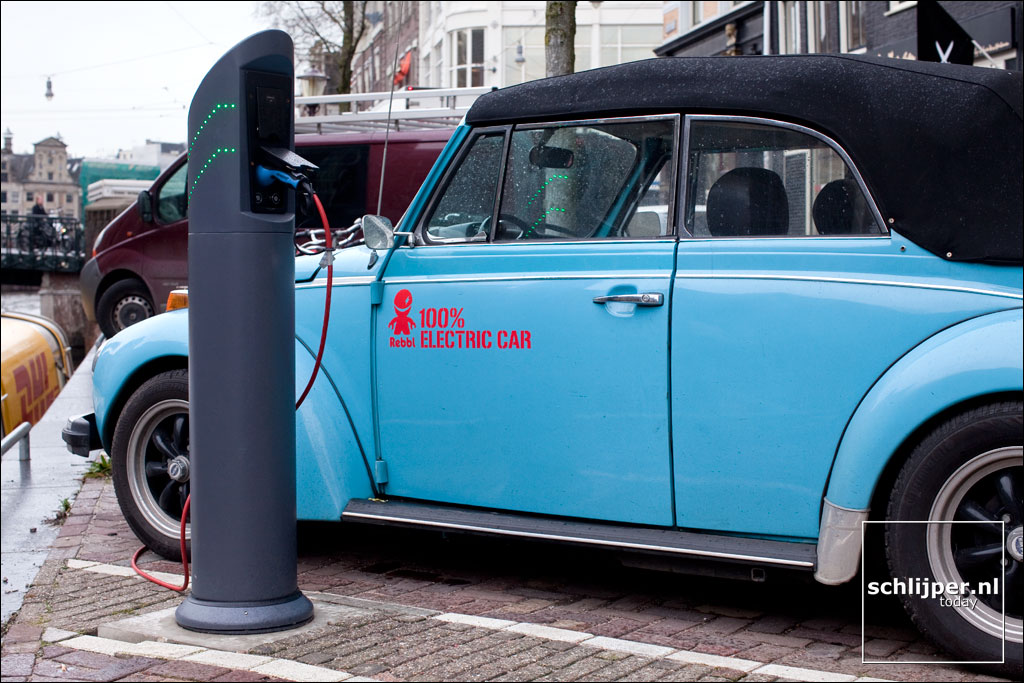 schlijper's tweet photo. @JannieMot253 Er worden al diverse oude auto's naar elektrisch omgebouwd:
#classicelectric #classic #electric #schlijperarchive https://t.co/rIg1BMufFX