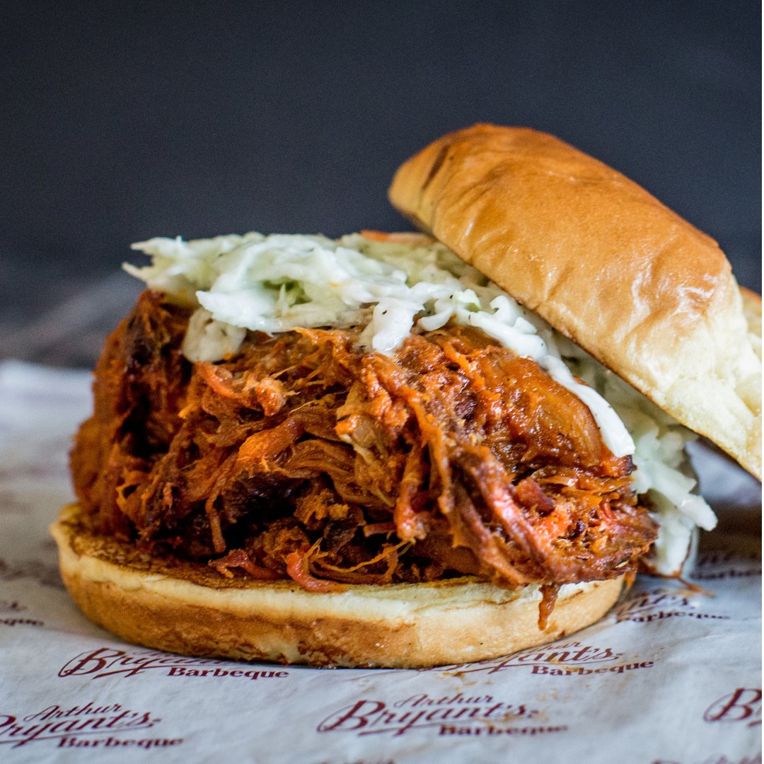 ArthurBryantsKC's tweet photo. We don't want to brag, but our pulled pork sandwich is kind of a "pig" deal!
#ABsPickoftheWeek #ArthurBryantsBarbeque #pulledporksandwich
https://t.co/RQ56lUBLvr https://t.co/pZjGPX5VHX