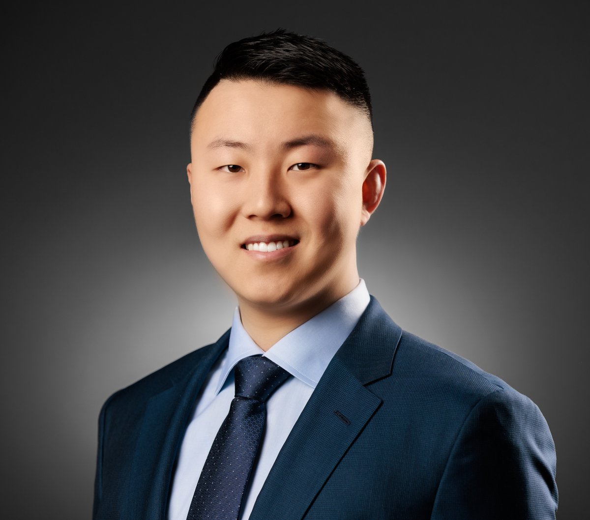 Hi #MedTwitter! My name is Chris Wang, a rising MS4 at <a href="/USFHealthMed/">USF Health Medicine</a>. I will be applying to #Neurosurgery 🧠 in the upcoming #Match2023. Excited to connect with other applicants and mentors on this journey!

#NeuroTwitter #NSGY