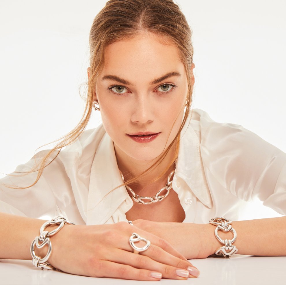 Discover the coolest silver jewellery pieces for summer!
galio.co.uk/sterling-silve…