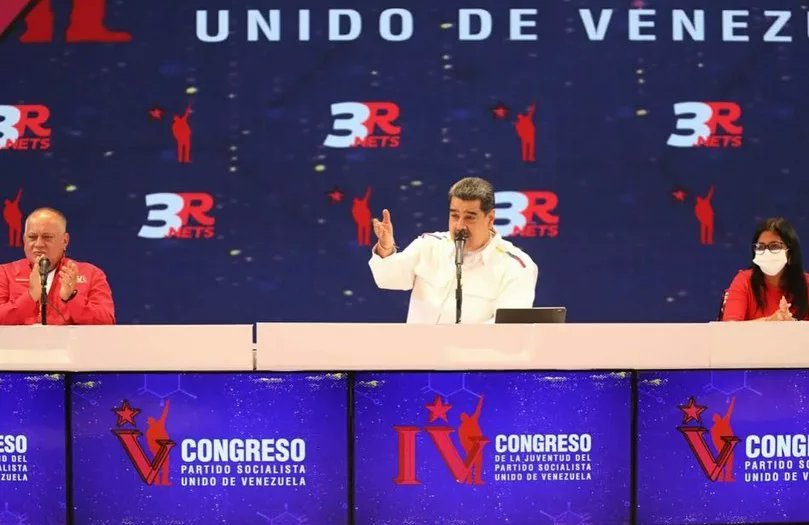 #25Abr |🇻🇪📢 ▶️

#AquilesNazoaEsDelPueblo

Nos impulsa la fuerza de Bolívar y Chávez en seguir construyendo un partido con sólidas bases de honestidad, disciplina y trabajo.