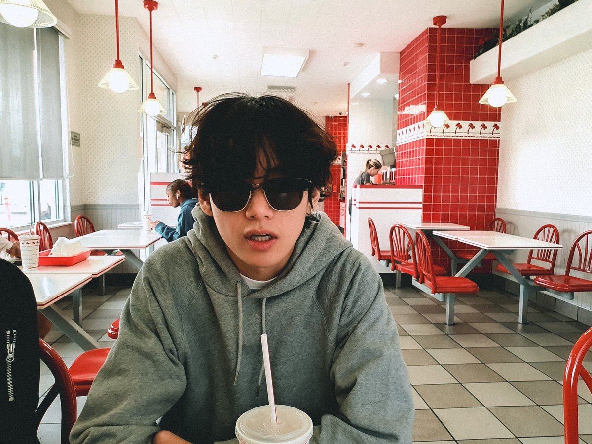 taeteland's tweet photo. dates with him https://t.co/0N6dpJffJU