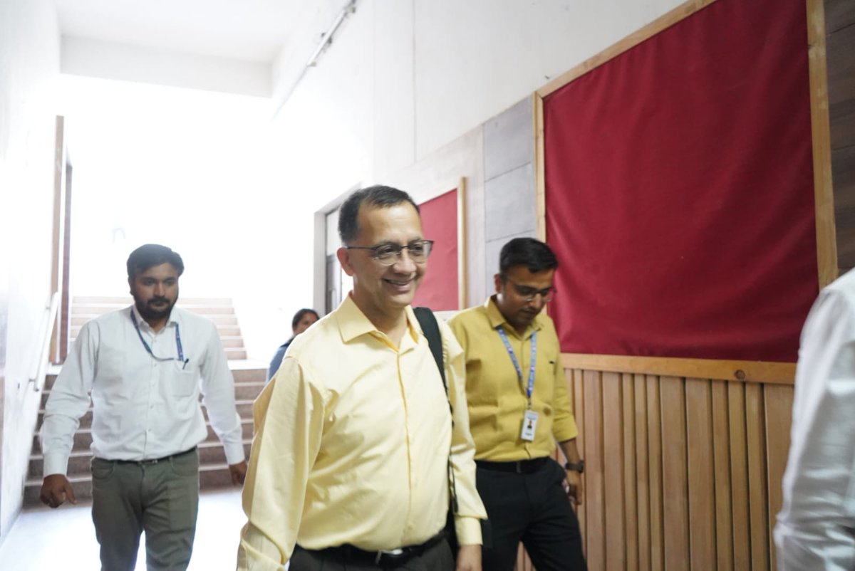 SKIT_Jaipur's tweet photo. Dept of Civil Engg organized session on “Monetizing water, wastewater and garbage” by Dr. Achintya Bezbaruah (Associate Professor, North Dakota State University, USA) on 2nd April 2022 @AICTE_INDIA @ugc_india @enbaindia @NAAC_India @drsubhashg @SWAYAMMHRD @nptelindia @jaipalmeel https://t.co/koi6MpjiWn