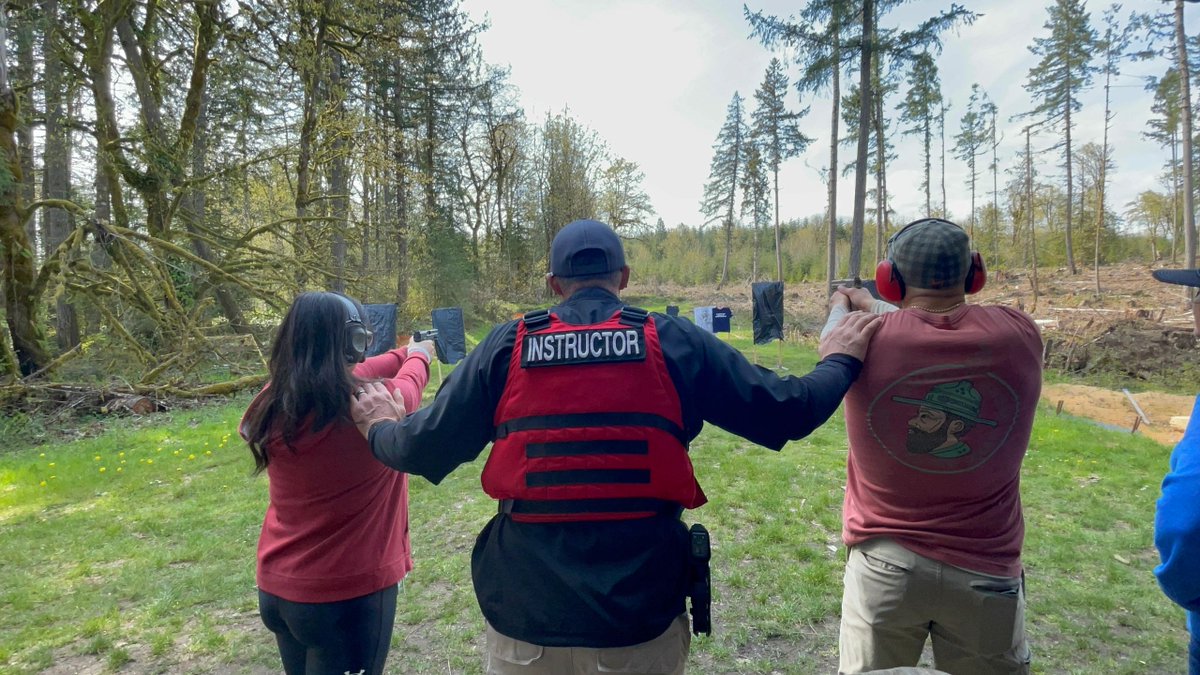 TrueBlueTraini1's tweet photo. Check out this Power Couple at our #CoupleCourse shoot. Great job guys, this was a great day! #TBT #GunSafety #ShootingDate https://t.co/Nztb7ZERK3