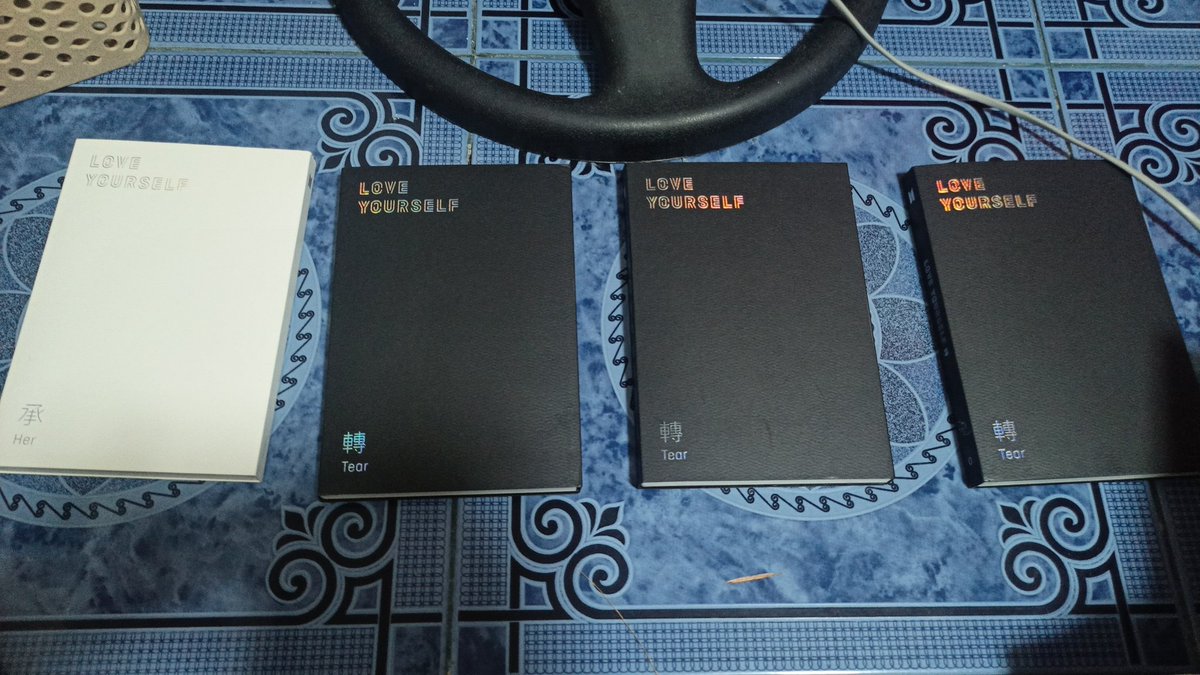 #NDPOnHands

Love yourself - Her E ver.
Love yourself tear - Y, O, U ver. 

ALL 180 PESOS COMMENT 'MINE + VER.'

SUPER SALE, NEED FUNDS !!!