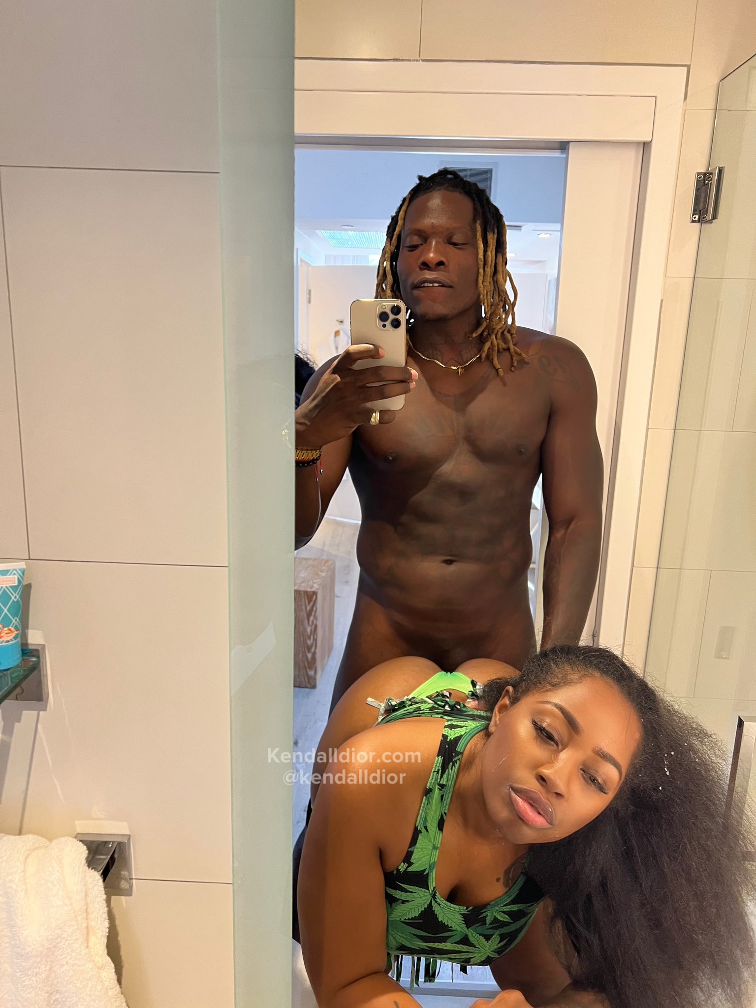 TW Pornstars - KENDALL DIOR 💧. Twitter. Should I fuck @LongliveSmalls 😅  the way yall sliding in. 2:00 PM - 25 Apr 2022