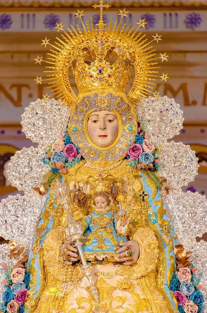 Perfiles de tu ermita
mi canto,
y al mirarte a los ojos
mi llanto.