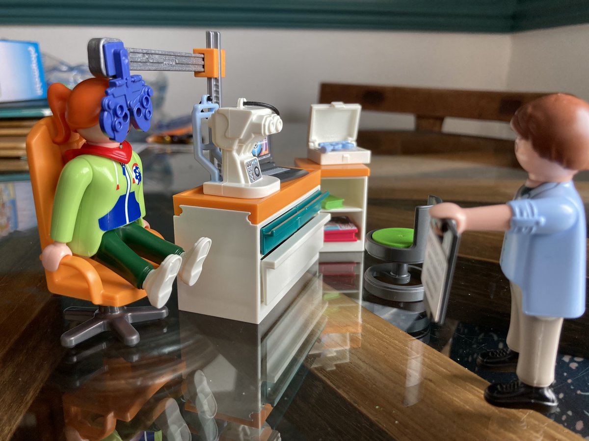 shellbell316's tweet photo. My sister bought my 4 yr old son this from @playmobil Very impressed with all the detail. It's a great way of prepping little ones for their first eye test through play @CollegeOptomUK https://t.co/gfIQopn30u