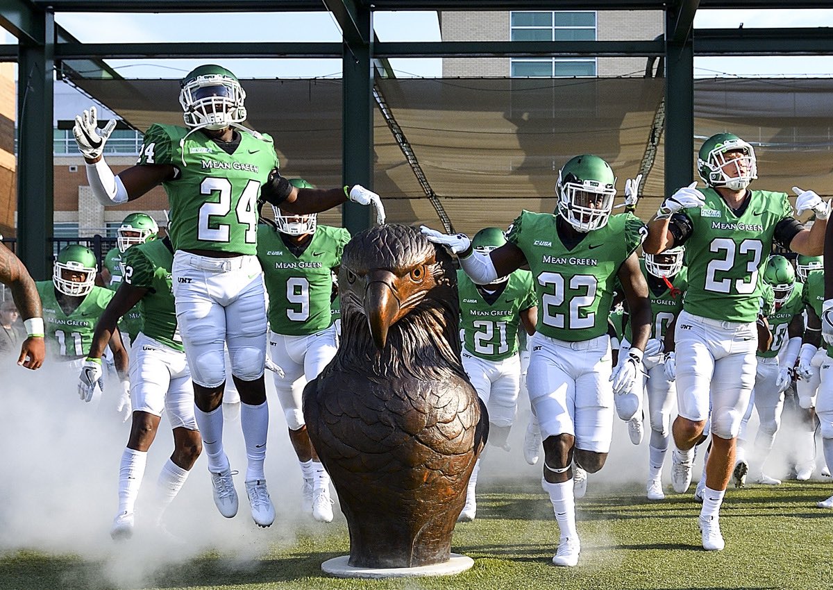 Quinton Williams 6'4" OT/OG 305 3.3 GPA tweet media