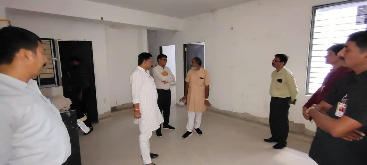 iarjunsinhbjp's tweet photo. ગાંધીનગર જિલ્લાના અડાલજ ખાતે ગુજરાત ગ્રામ ગૃહ નિર્માણ બોર્ડ દ્વારા નિર્માણ કરવામાં આવેલ આવાસોને આખરી ઓપ આપવામાં આવી રહેલ છે, જે બાંધકામ સાઇટની મુલાકાત કરી. https://t.co/22snDxPoLY