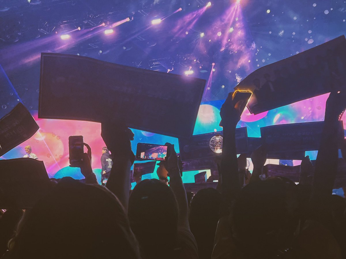 ingridcocoon's tweet photo. #ATEEZinMadrid #ATEEZWORLDTOUR2022 #ATEEZinMadrid_D2 #ATEEZinMadrid2 #ATEEZInEurope https://t.co/s0KakxTjWA