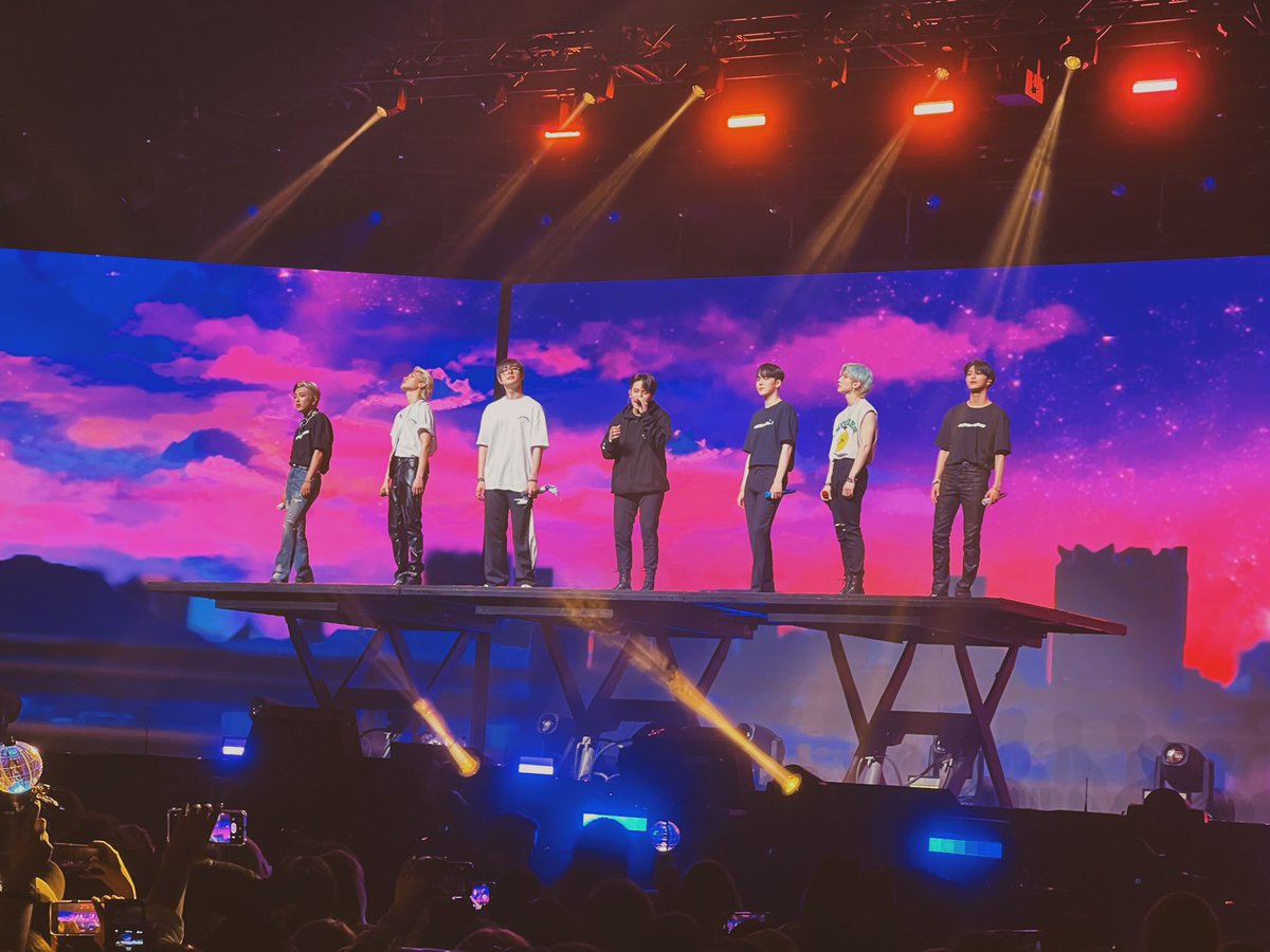 ingridcocoon's tweet photo. #ATEEZinMadrid #ATEEZWORLDTOUR2022 #ATEEZinMadrid_D2 #ATEEZinMadrid2 #ATEEZInEurope https://t.co/fthXrlDiny