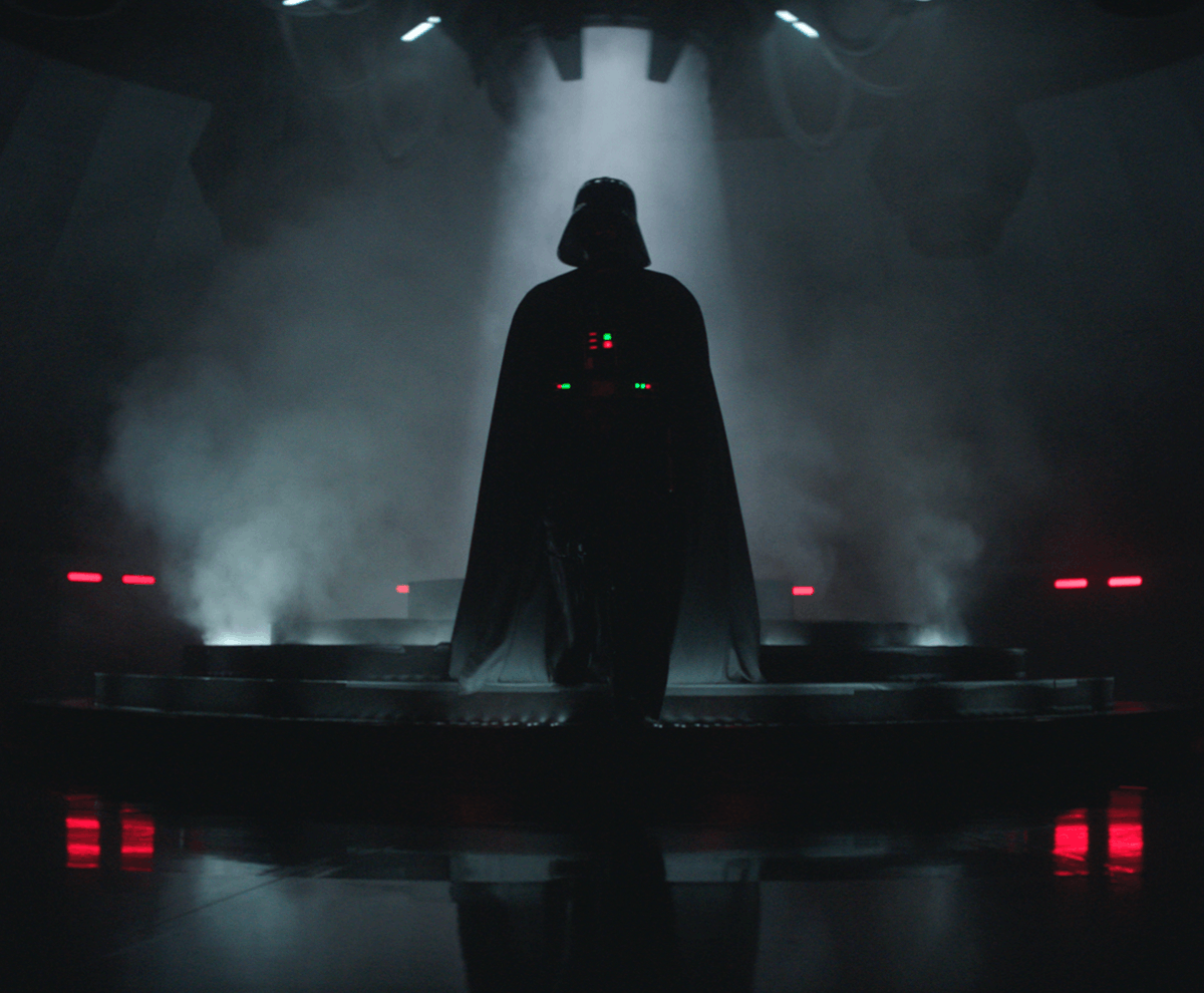 starwarstufff's tweet photo. "When we came to do the scene, when they shouted 'action', he had to come from behind me. I turned around, and fucking Darth Vader was coming at me — It scared the shit out of me."

— Ewan McGregor on filming with Darth Vader for the first time

(@totalfilm) https://t.co/kPpssh6vuN