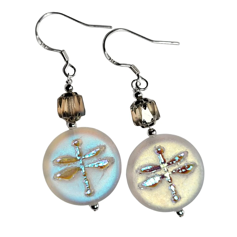 Czech Glass Dragonfly Earrings
Sterling Silver, 1.25 inches long
etsy.com/listing/121619…

#etsyshop #handmadejewelry #etsyfinds #momgift