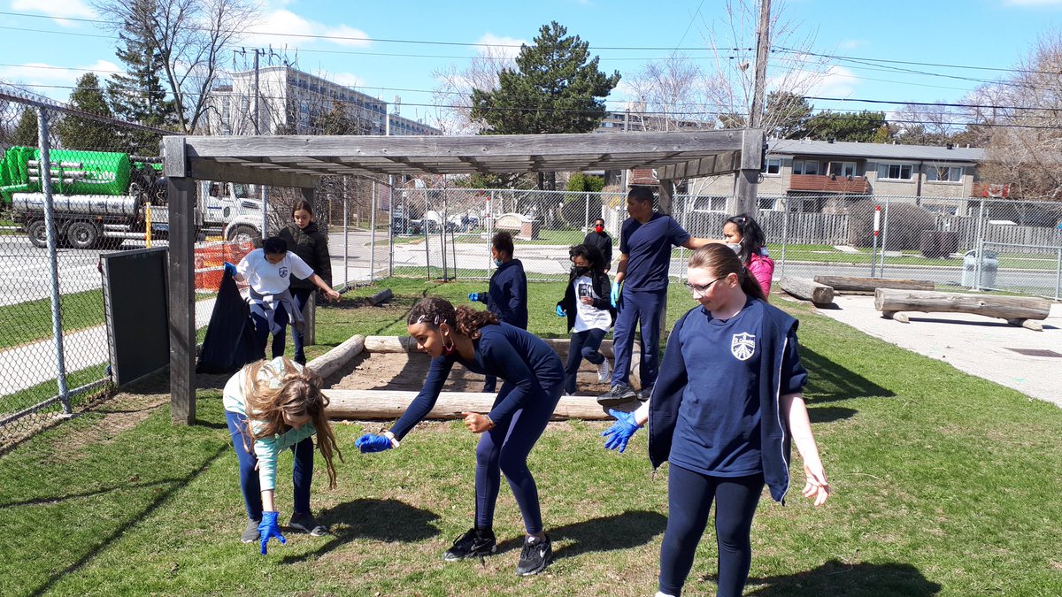 St. Catherine Catholic School TCDSB tweet media