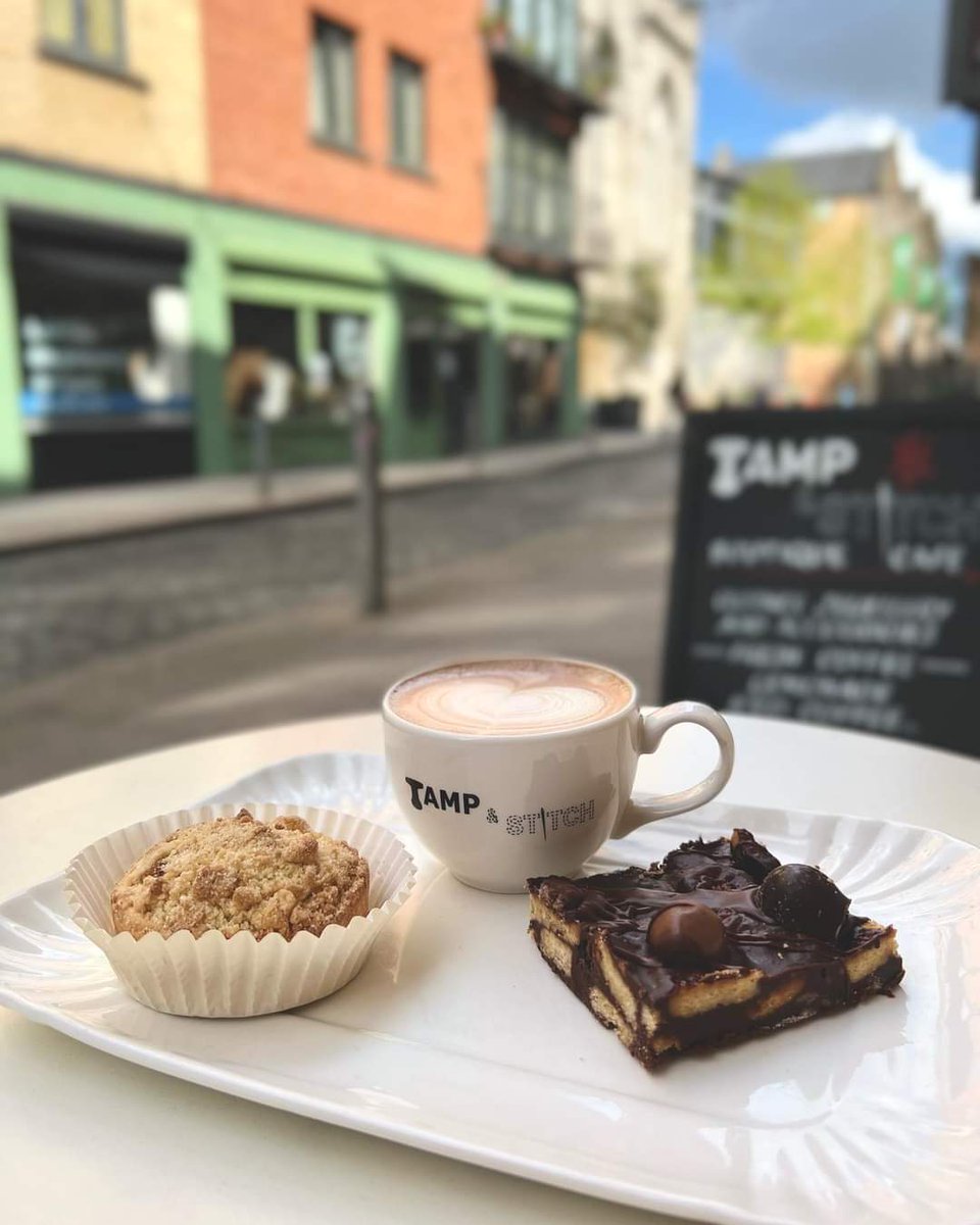 This week #applecrumble &amp; Choco halzenut biscuit cakes #yummy