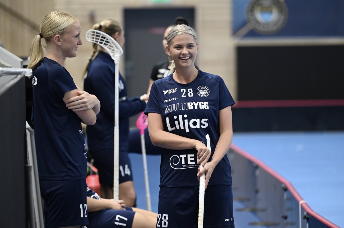 Till nästa säsong kommer FBC Kalmarsund att anmäla lag i både division två och Juniorallsvenskan (JAS) 🗞

📩 Är du sugen på att spela i något av våra nystartade lag? Kontakta Christoffer Suominen på:
christoffer.suominen@fbckalmarsund.se