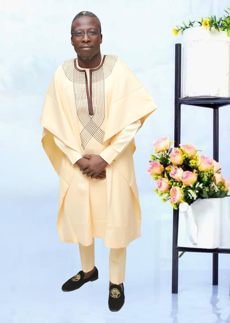 WearsNative's tweet photo. Thank for your patronage. Cream color senator wears https://t.co/c94QChiRQ6