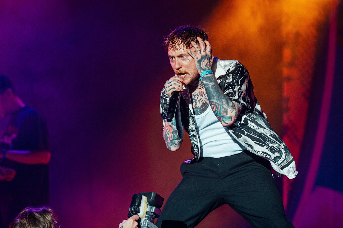 Download Festival tweet media