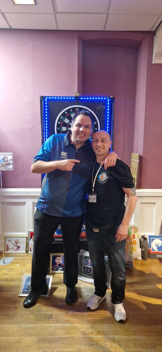 graemewright78's tweet photo. Massive thanks to @jackpot180 @Superchin180 @ChizzyChisnall and @Michael180Smith for playing on the #GWsofttipdarts setup yesterday. Great sports, great guys, great day! https://t.co/I48VMsbkUi