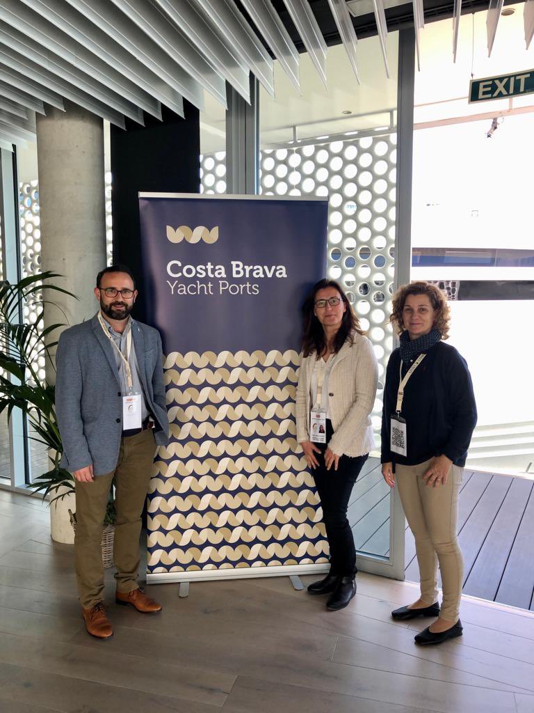 portsgencat's tweet image. ⚓️Els ports, els serveis i la destinació #CostaBrava es promouen a la fira #MYBA Charter Show a Barcelona, on representants de #costabravayachtports  potencien i consoliden la marca entre els equips directius dels vaixells de gran eslora, a la @MarinaPortVell.