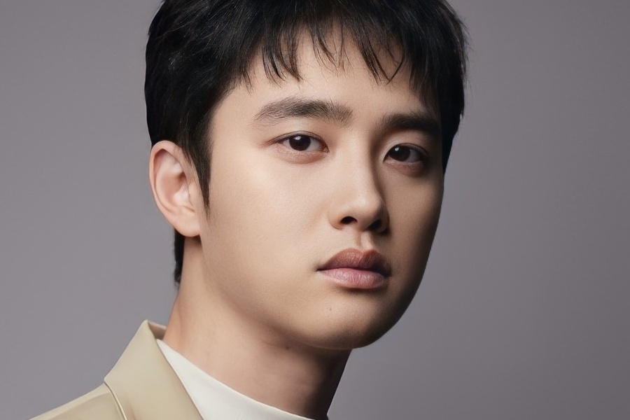 soompi's tweet photo. EXO's D.O. Tests Positive For COVID-19
https://t.co/GAhzXyilos https://t.co/gY2NEAP1e9