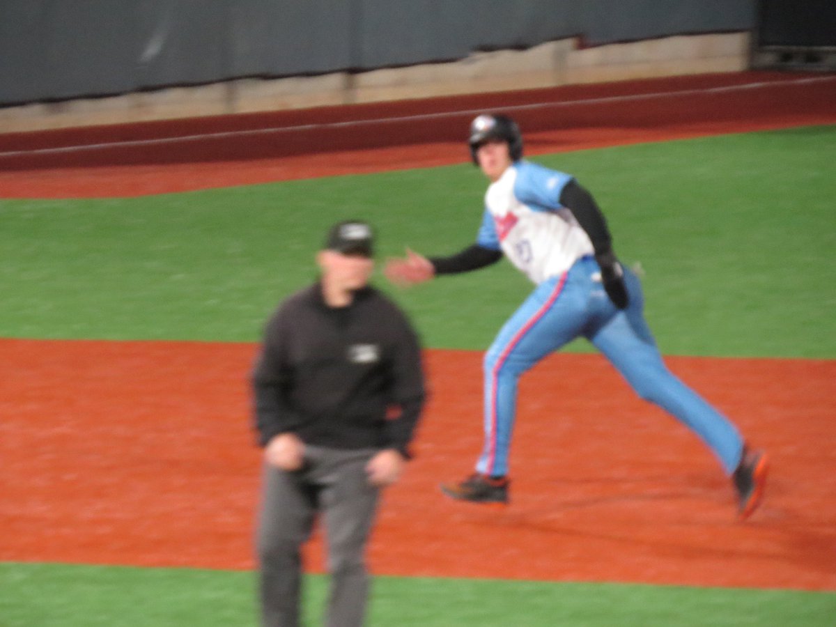 IronBirds's tweet photo. He is speed https://t.co/wYePbGNqWT