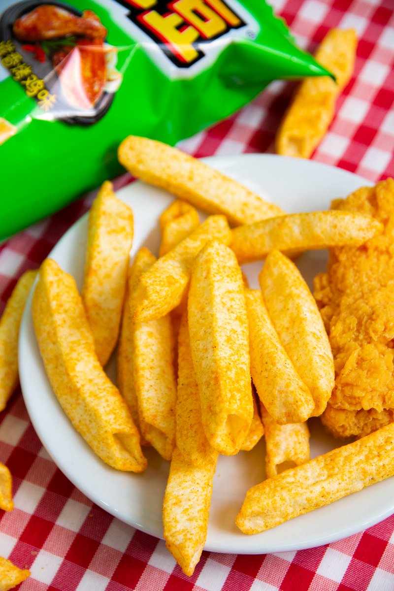 JaponShop's tweet photo. 😋 Crujiente y delicioso snack coreano de patata en forma de macarrones con sabor a pollo frito con un toque de guindilla 🌶.
ESPECTACULAR! 🥰
https://t.co/DY3rTFJcuW
#snack #snackcoreano #comidacoreana #macarrones #pollofrito https://t.co/DMsLkYwGZ7