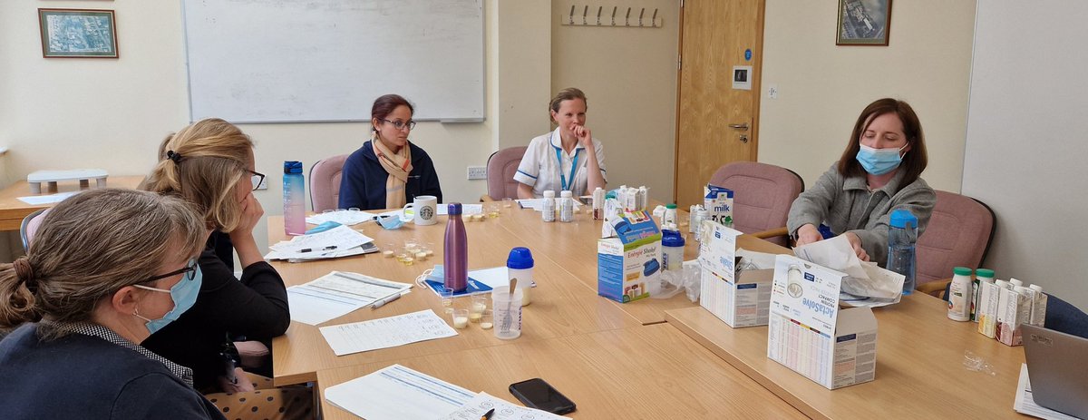 EmmaJaneRD's tweet photo. So @BhtDietitians @elsa_erd we did a #ONS #nutritionalsupplments #taste testing with our #RD2B looking at #milkbased #Juice and #dessert style supplements #WhatDietitionsDo helping us tackle #malnutrition in the #community to offer patients variety and their preferences https://t.co/cWzg27rGfj