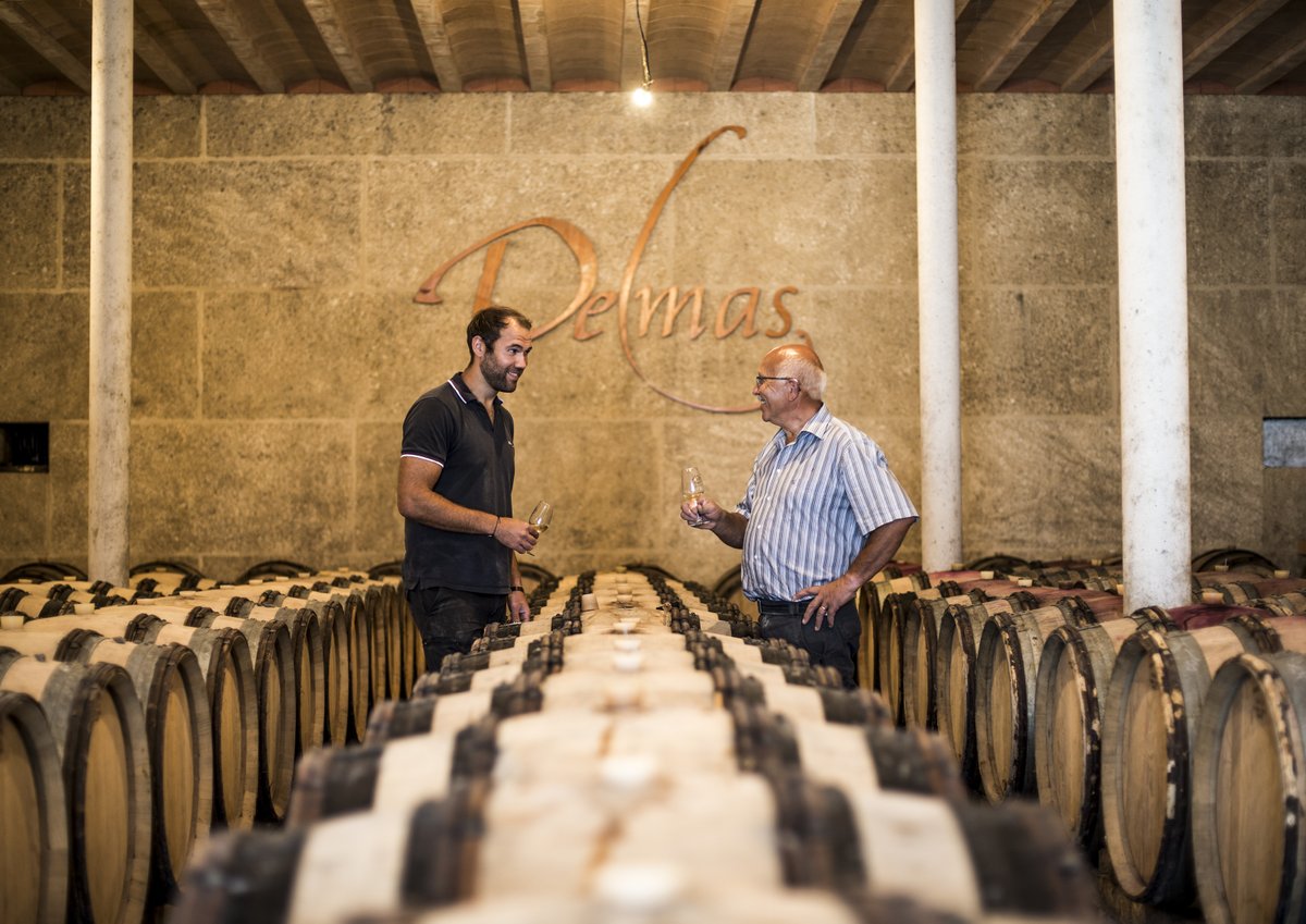 domainedelmas's tweet photo. A la rencontre de Baptiste Delmas le 7 Mai à la cave @vinsbrunin à Tournai pour la "Dégustation de Printemps"
Ce sera avec plaisir d'échanger avec nos amis #Belges dans la convivialité, verre à la main🍷

Plus d'info sur : https://t.co/HQiZxuVY6A https://t.co/SjKJhsmGuM