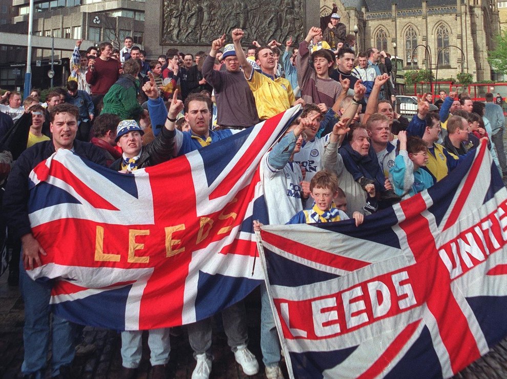 AndyHutchYPN's tweet photo. Tomorrow marks 30 years since #LeedsUnited won the First Division title. Where were you when you heard the news?  Share your memories. Best used in #YEPleeds Green Post coverage. #lufc #alaw #mot https://t.co/CjSbXz47iI