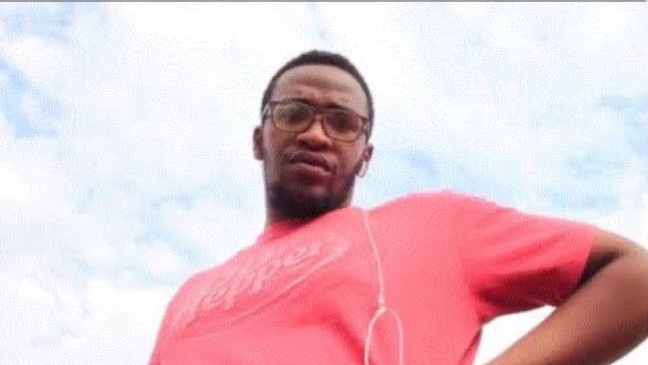 ConceptHizzy's tweet photo. @fvckowen Una go just buy data come this bird app dey yarn dust. https://t.co/0NQlB3CYfP