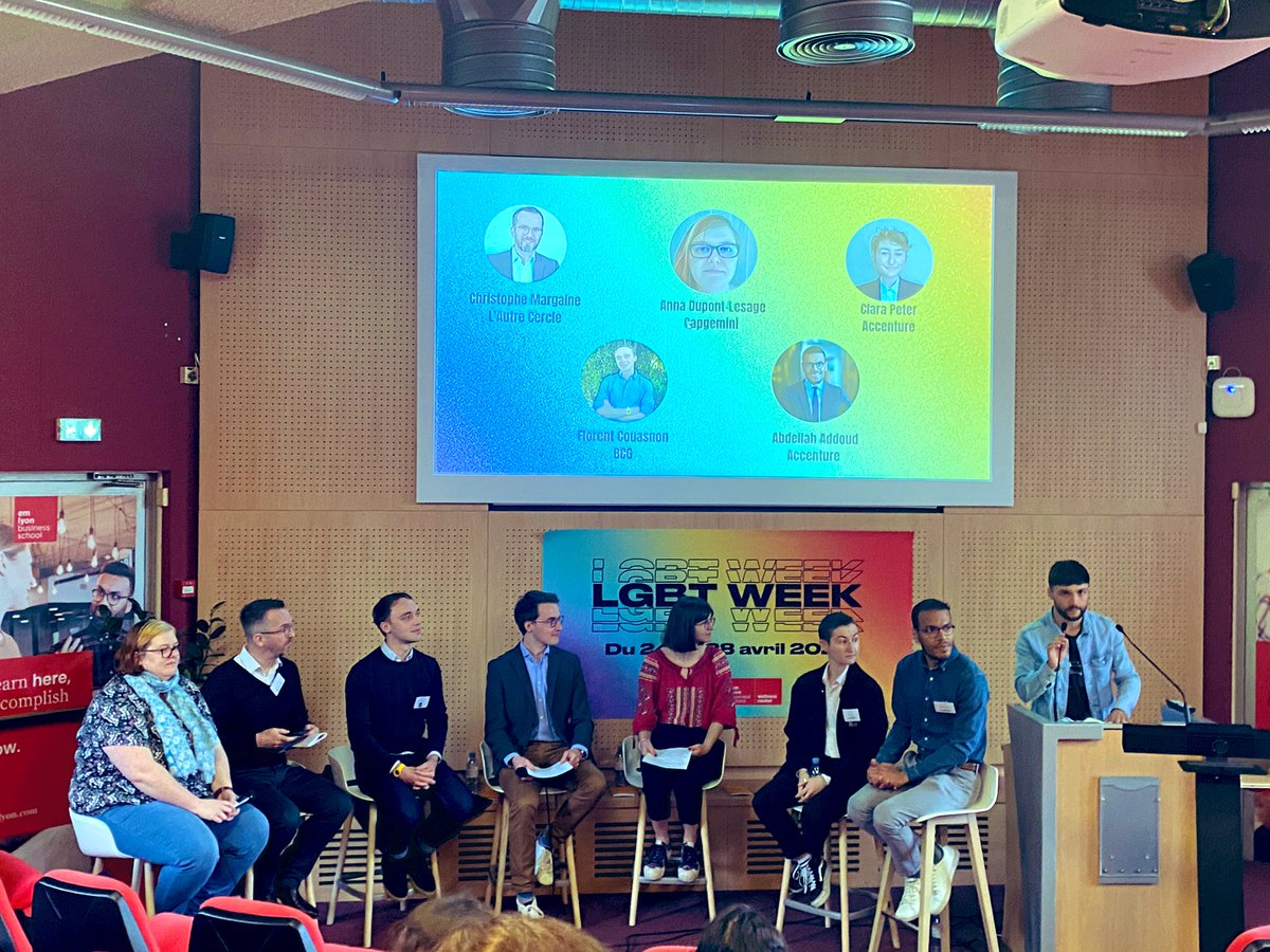Bravo au collectif em’brace <a href="/EMLYON/">emlyon business school</a> qui organise la 1ère LGBT week avec en introduction une table ronde dédiée à l’inclusion au travail <a href="/BCG/">Boston Consulting Group</a> <a href="/capgeminifrance/">Capgeminifrance</a> @AutreCercle !
