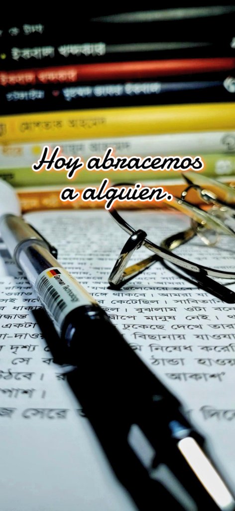 Hoy abracemos a alguien.

Lo bien que nos hace a todos. 🙌🏼