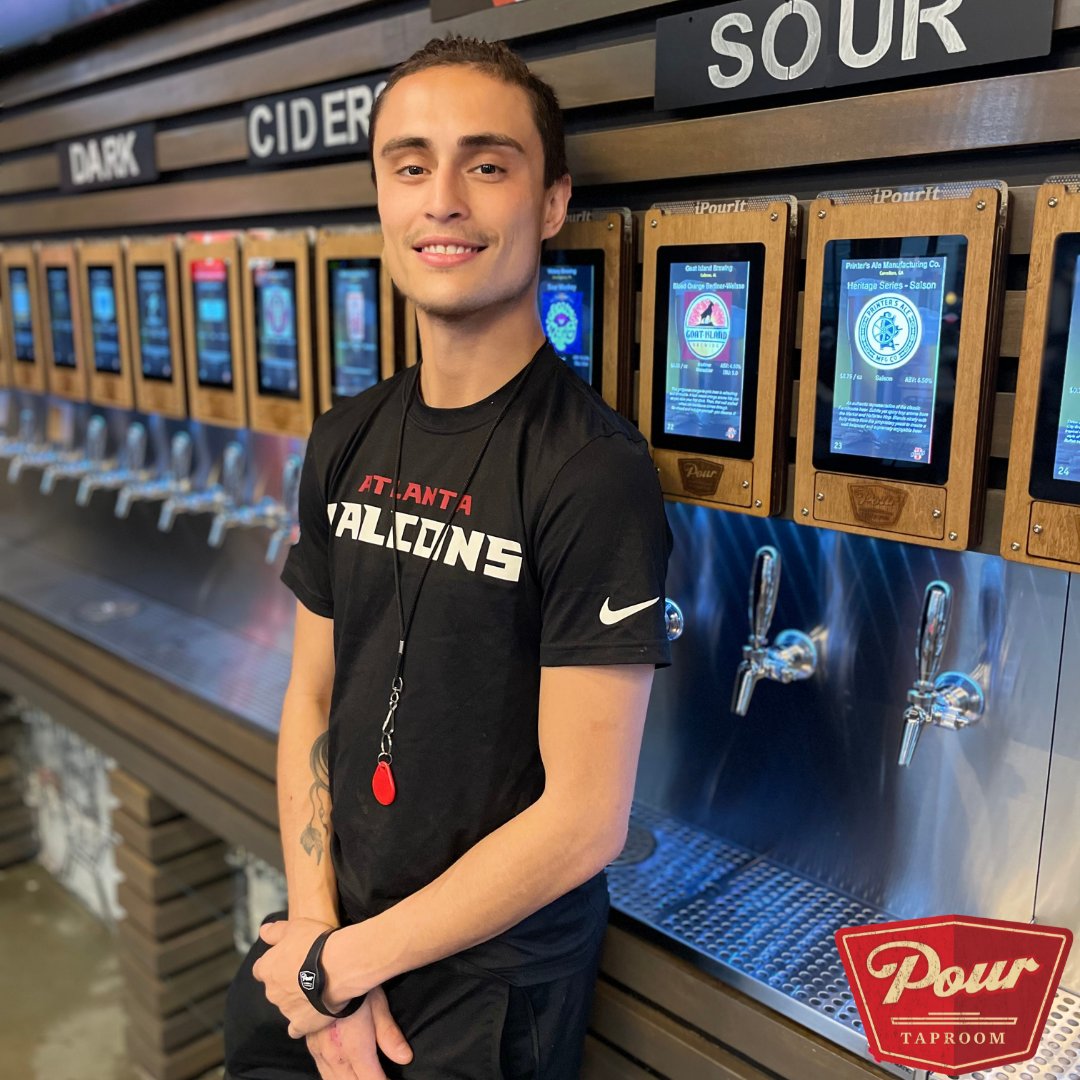 ⭐ MEET THE STAFF MONDAY! ⭐

Meet one of our Bartenders in Midtown Atlanta, Anthony! His favorite brew is The Hazy Jane Peach from BrewDog and he LOVES the Texan Burger! 

#StaffMonday #PourTaproomAtlanta #MidtownAtlanta