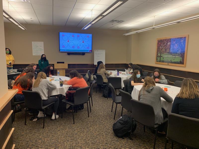 RamseyCounty4H's tweet photo. Last week Ramsey County 4-H attended and presented at the National Service Learning Conference! We learned alongside educators and youth from across the county, and we were reminded of why we give our hands to larger service! 👐 https://t.co/mlfVVMlbEw