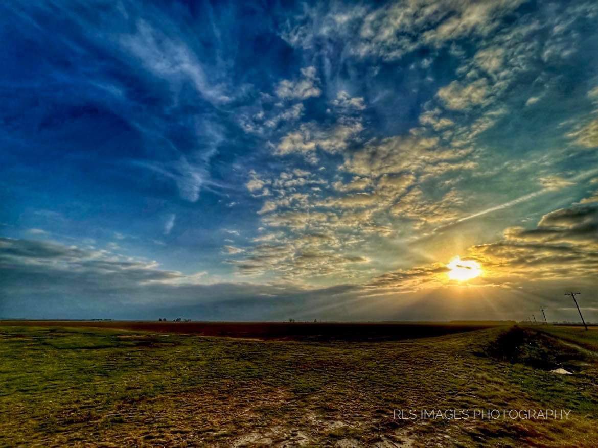 Sunrise 
#WithYou #beta #sky #photography #OuterRange #photographer #photo