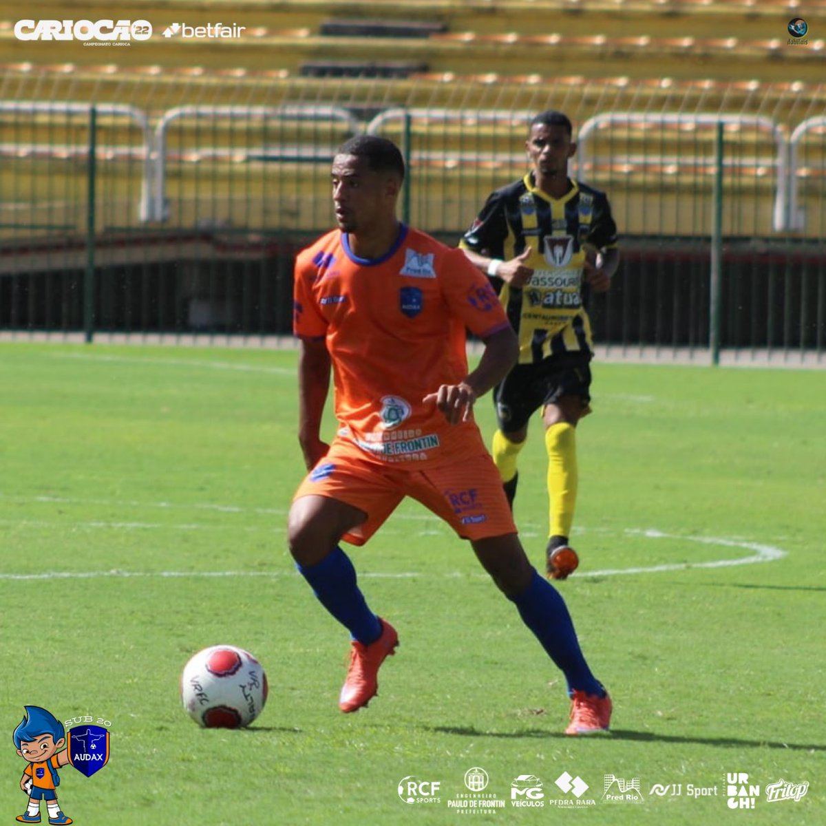 audaxrio_ec's tweet photo. Aquele olhar de quem encara o adversário com categoria de quem vai superar o obstáculo 💪
-
#baseforte #campeonatocarioca #sub20 #futebol #timedebase #categoria #atleta #domíniodebola #talento #carioca @dobifais https://t.co/OaE0eIYXOi