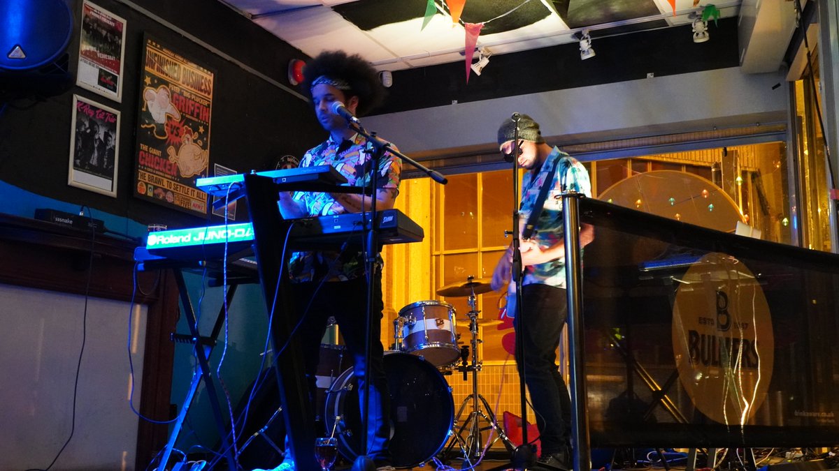 flashcassette's tweet image. Juke Bar you were an absolute blast! Next stop @NQuarterHudd on the 6th May! Hope to see some of your lovely faces there 😎

#livemusic #synthfunk