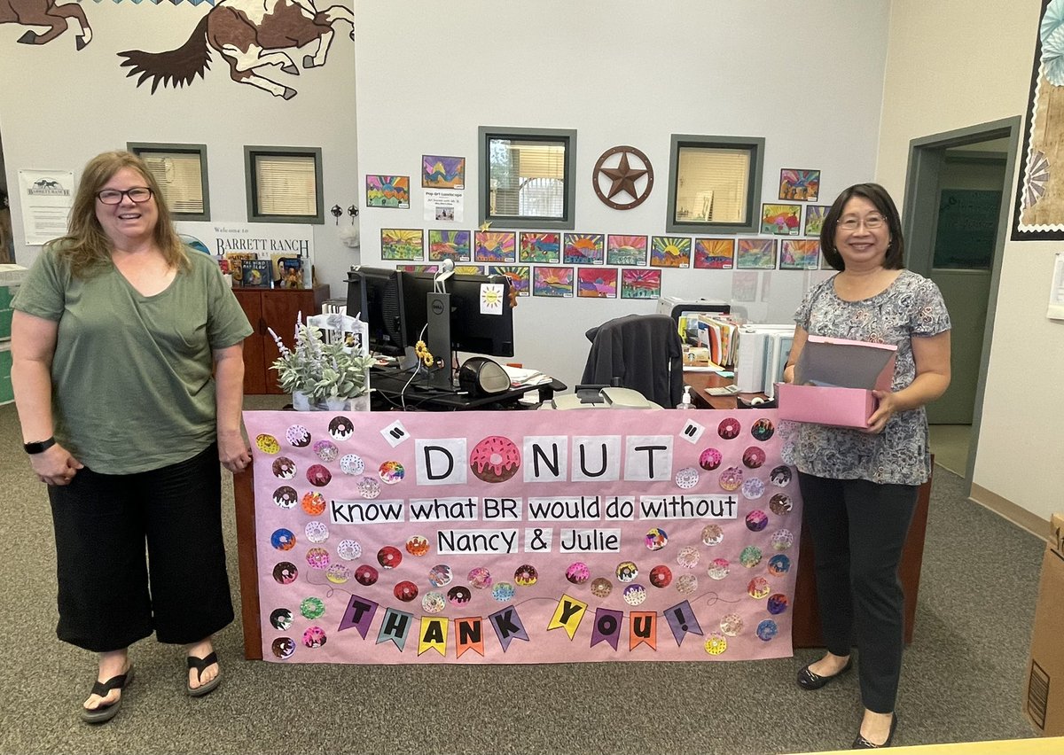 MrsFDiaz's tweet photo. @BarrettRanch_ team is kicking off Administrative Assistants’ Week! We are so thankful for Nancy and Julie! #DCJESDproud https://t.co/ootdhFQpXy