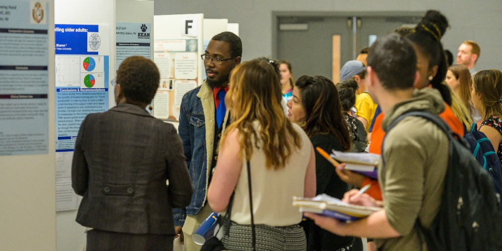 Kean Research Days 2022: Hybrid begin today, 3:15 pm, at the Little Theater.
Join us for Keynote Speakers Winona Guo and Priya Vulchi, college students who founded the non-profit organization CHOOSE while still in high school. 
All April 25-27 events: bit.ly/3KhqQxE