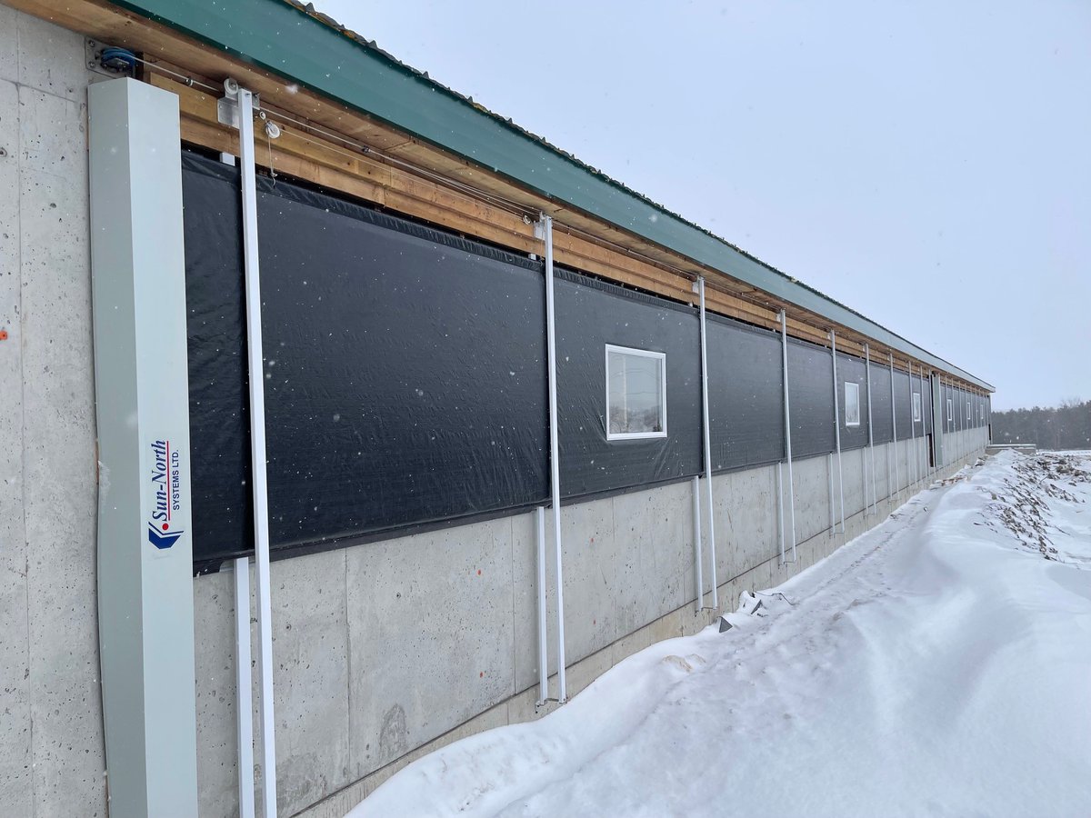 SunNorthSystems's tweet photo. We recently installed 8 Altra-Seal Insulated Panels on this 2400 head 2 room finishing barn FGC Limited project near Holyrood, ON. Each panel features 3 insulated windows, stainless hardware & an R12 insul. value. Oinktastic!π· #OntAg #CdnAg #sunnorth #hogfinishing #hogbarn #hog https://t.co/JH2ACxihDc